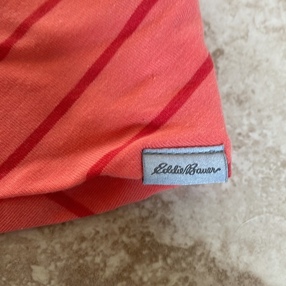 Eddie Bauer sleeveless top - Picture 2 of 3